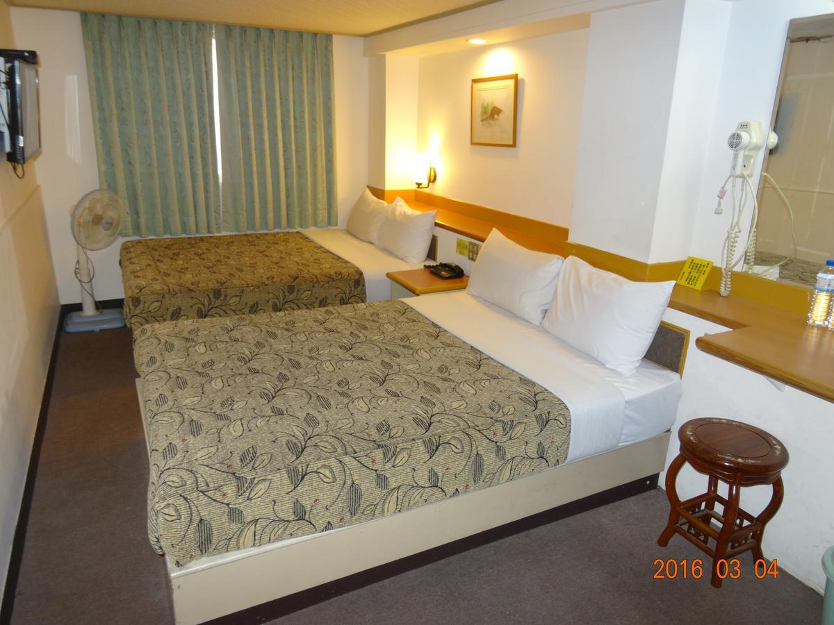 Jia Xin Hotel Chiayi City Exteriör bild