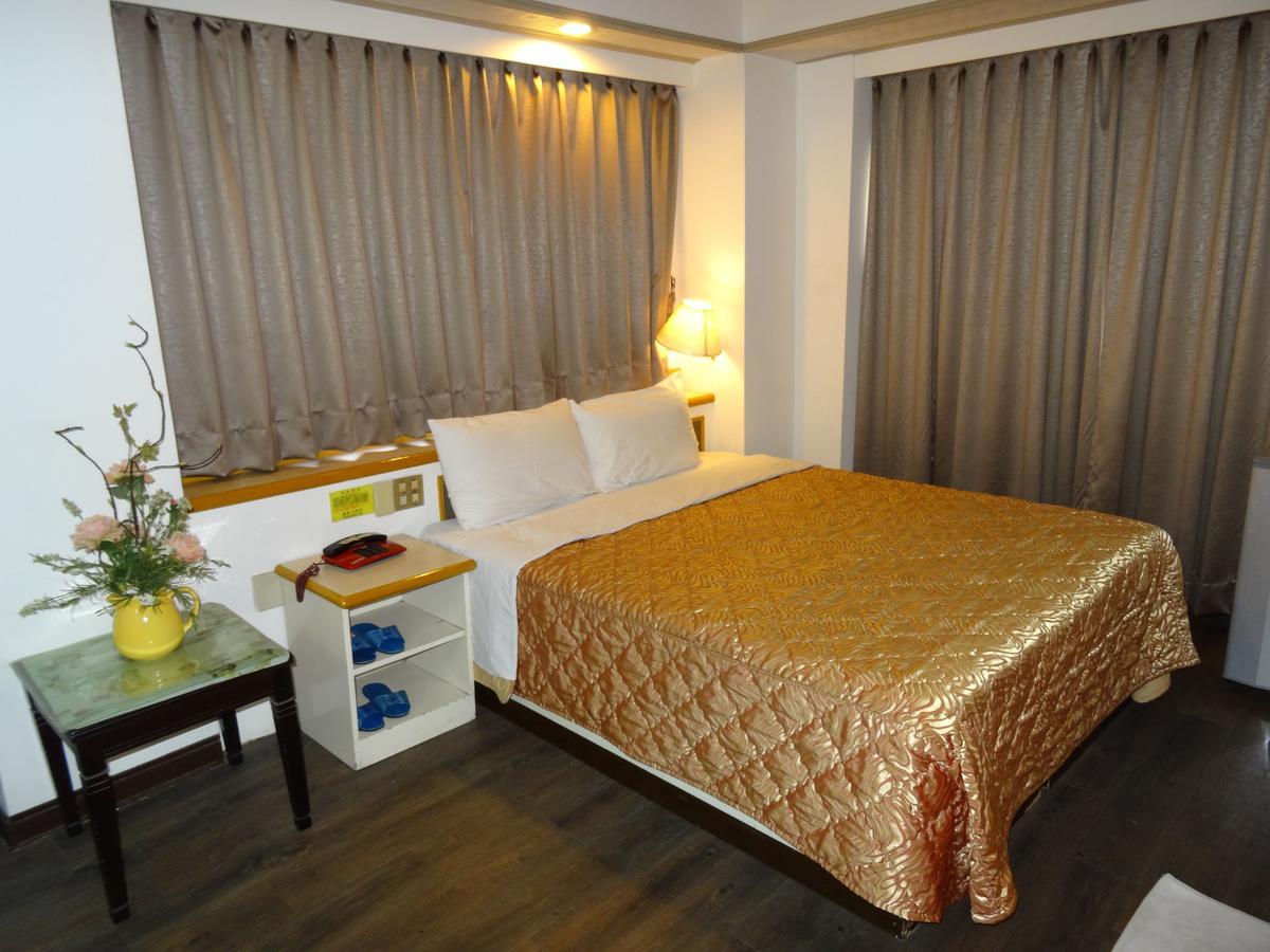 Jia Xin Hotel Chiayi City Exteriör bild