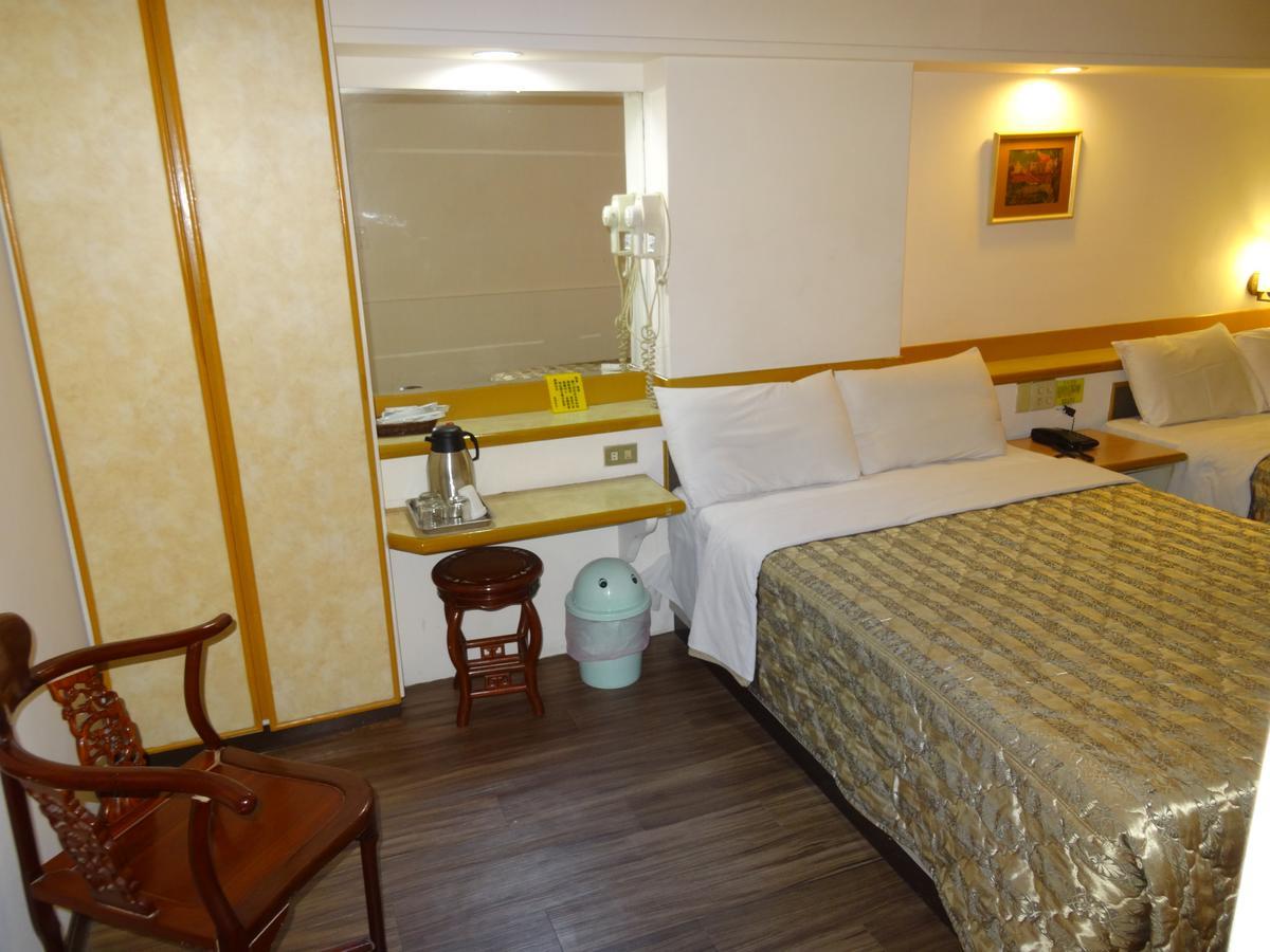 Jia Xin Hotel Chiayi City Exteriör bild